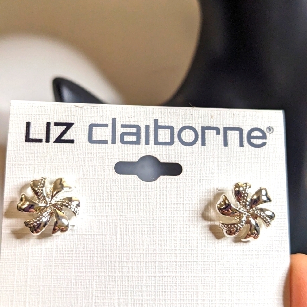 Liz‎ Claiborne Silver Tone Stud Earrings